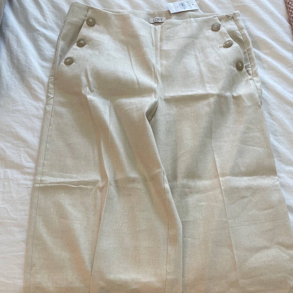 ⭐️ Loft ⭐️ Wide Leg Cropped Pants